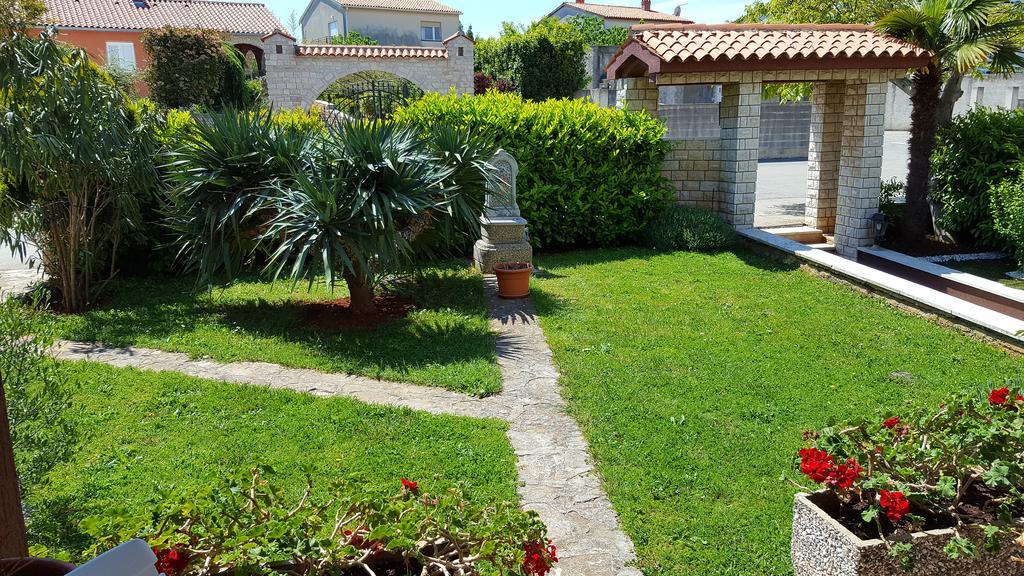 Bed & Breakfast Banjole Bagian luar foto