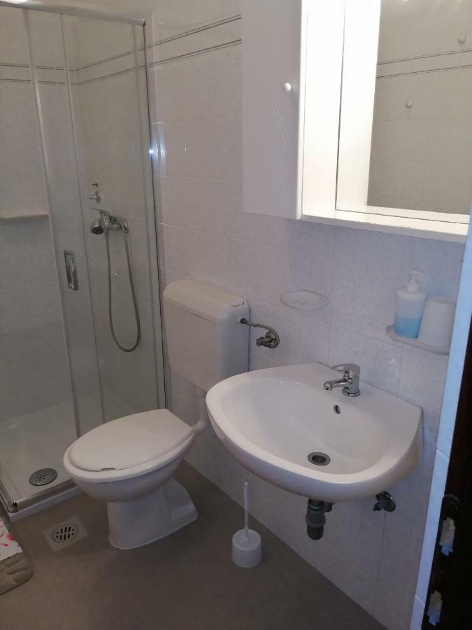 Bed & Breakfast Banjole Bagian luar foto
