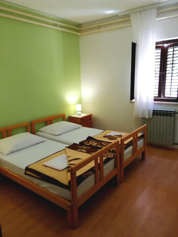 Bed & Breakfast Banjole Bagian luar foto